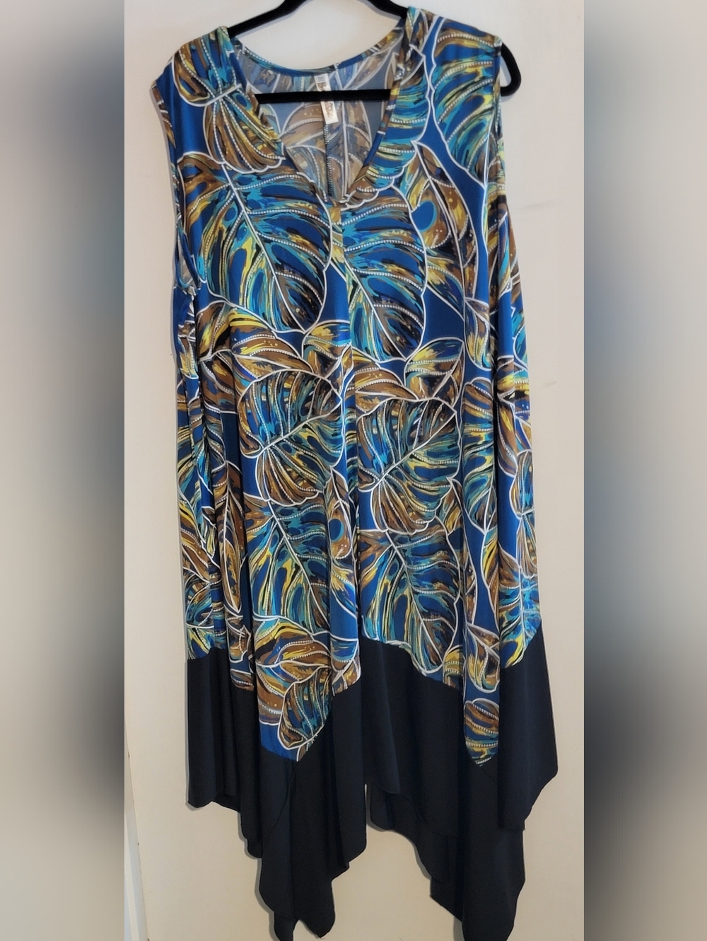 Shoreline Blue, Gold & Black Leaf-Print Sleeveless Dress